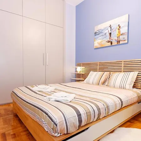 2 Bedroom Design In Center