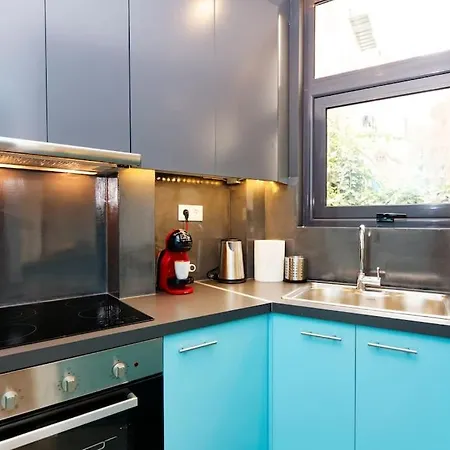 2 Bedroom Design In Center